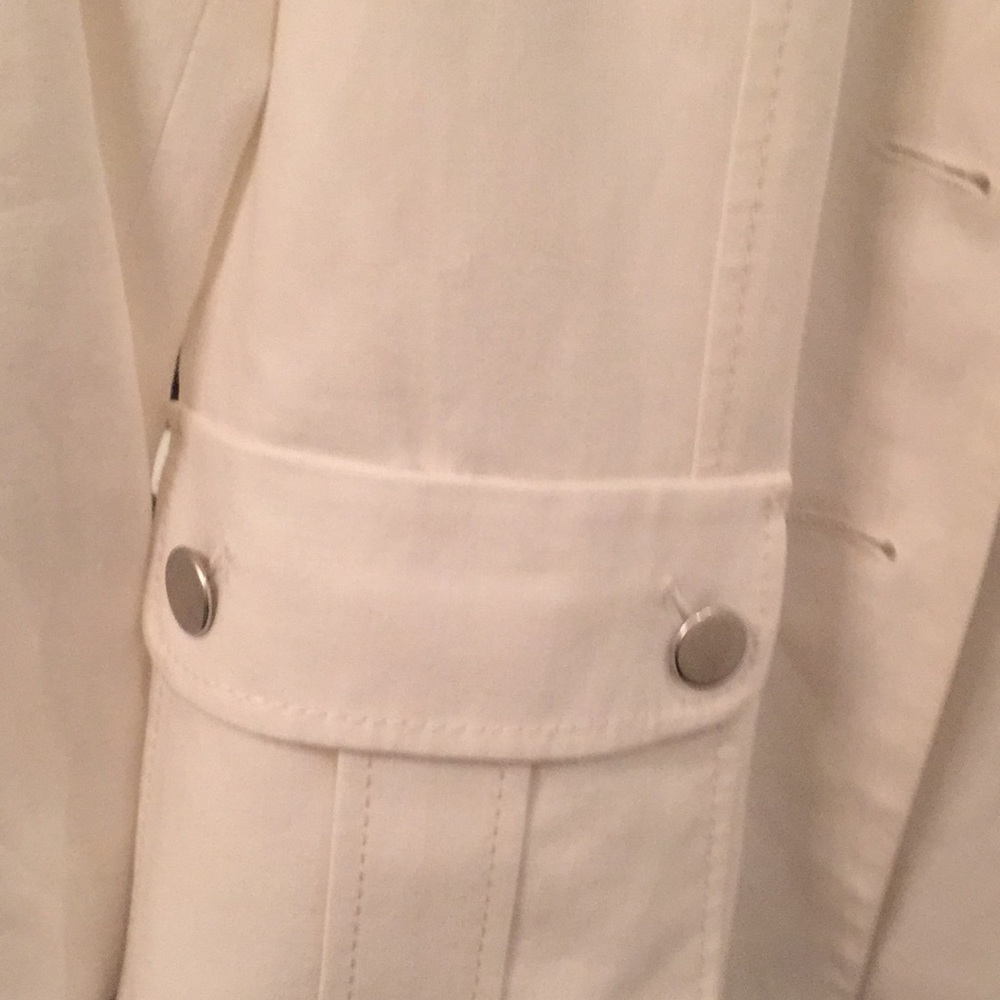 Escada jacket - Picture 3 of 4